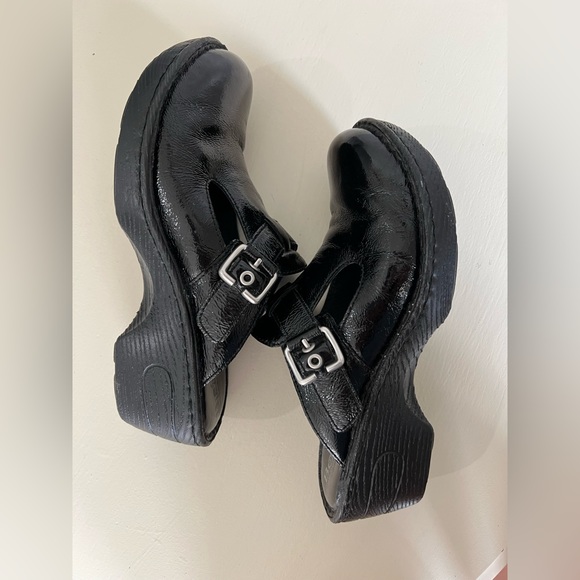 Born Della Clog Mule Black Buckle Womens Size 7 - Picture 4 of 9